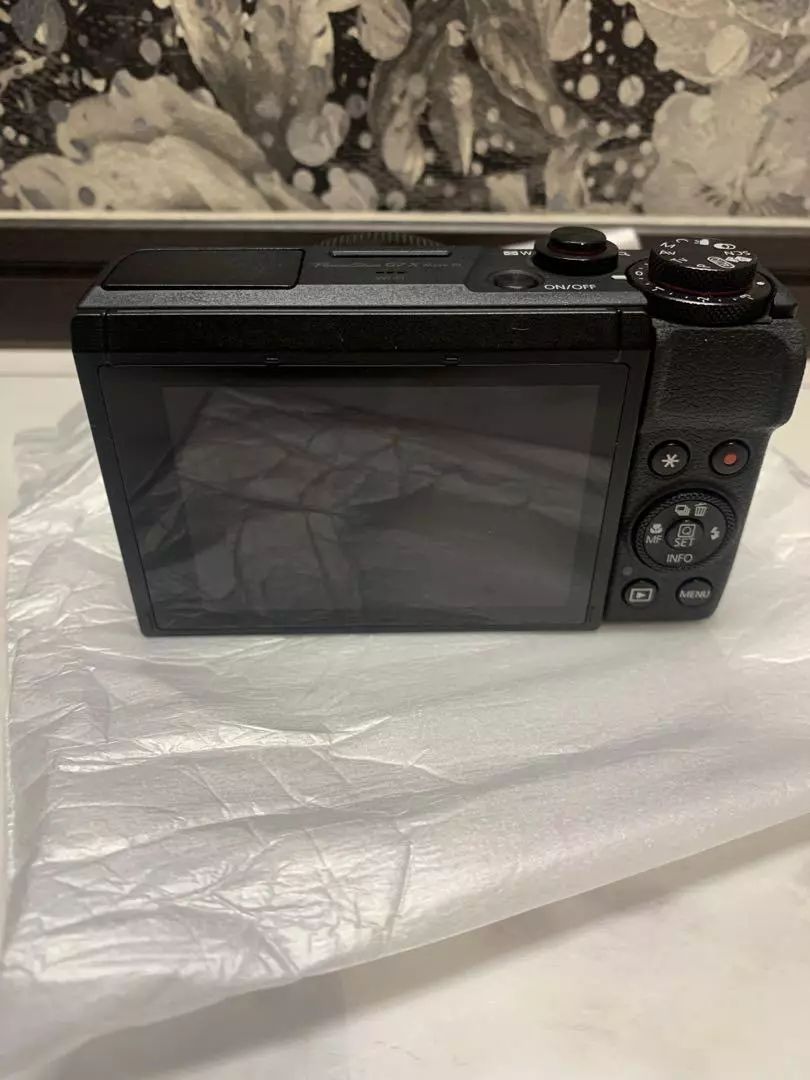 Canon PowerShot G7 X Mark III 20.1 MP Digital Camera — Black - digitalfocuspro
