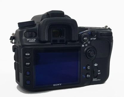 Sony Alpha A700K 12.2MP APS-C DSLR Camera with 18-70mm f/3.5-5.6 Lens Kit – Brand New