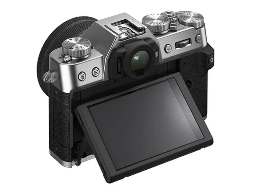 Fujifilm X-T30 II 26.1MP APS-C Mirrorless Camera with XC 15-45mm Lens Kit – Silver (Brand New)
