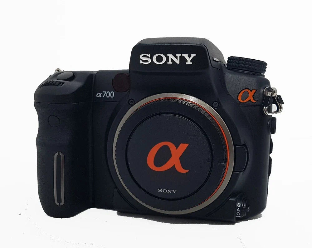 Sony Alpha A700K 12.2MP APS-C DSLR Camera with 18-70mm f/3.5-5.6 Lens Kit – Brand New