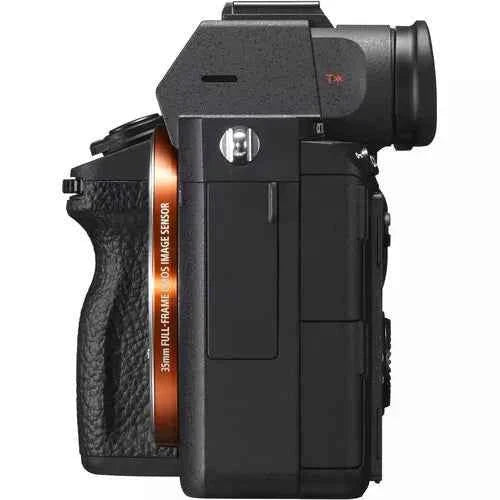 Sony α7 III 24.2MP Full - Frame Mirrorless Camera + 28 - 70mm Lens Kit - digitalfocuspro